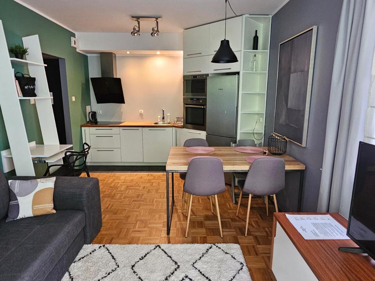 Apartament Rodzinny - Calodobowe Zakwaterowanie, Bezplatny Parking Торунь Экстерьер фото